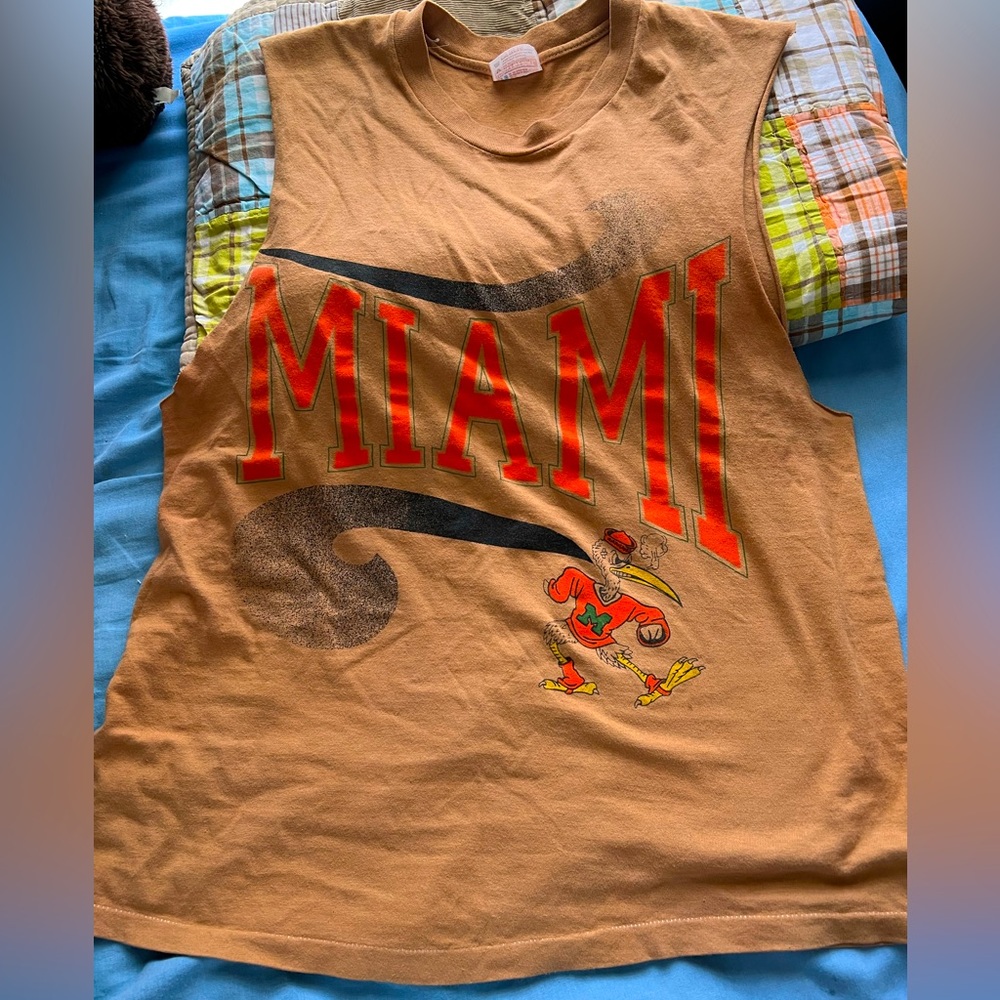 Sleeveless cutoff Miami hurricanes muscle tee size L